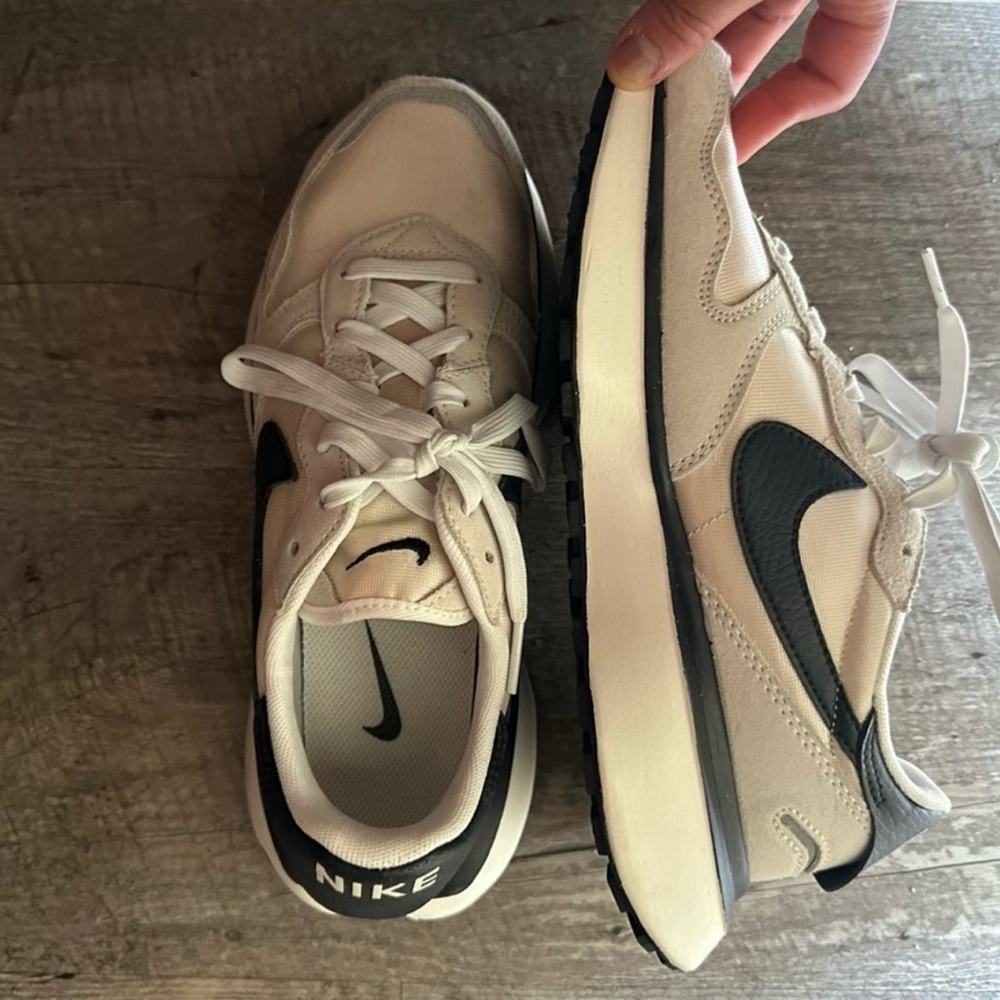 New Nike women shoes